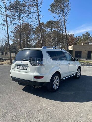 Mitsubishi Outlander 2010, 147,000 km - 3.0 l - Sumqayıt
