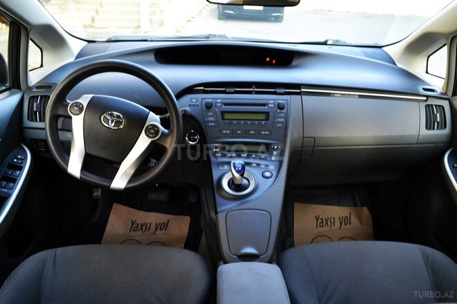 Toyota Prius 2011, 242,150 km - 1.8 л - Bakı