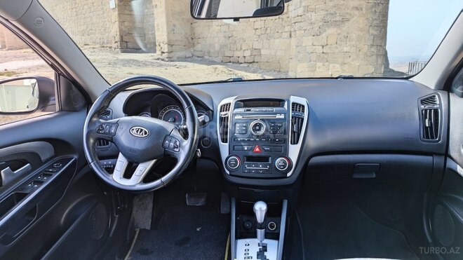 Kia Ceed 2010, 150,000 km - 1.6 l - Bakı
