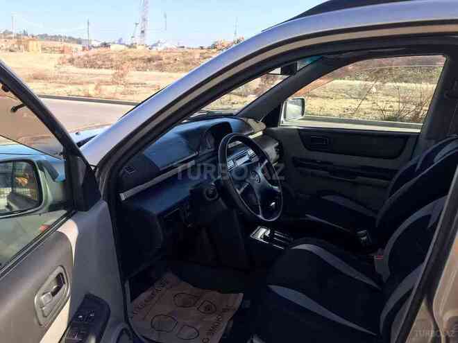 Nissan X-Trail 2001, 268,123 km - 2.0 l - Bakı
