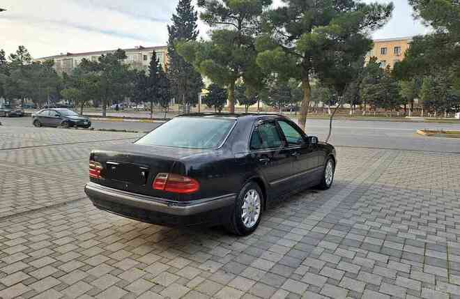 Mercedes E 220 2000, 400,000 km - 2.2 l - Sumqayıt