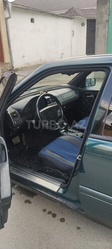 Mercedes C 180 1995, 300,000 km - 1.8 l - Gəncə
