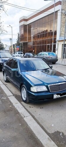Mercedes C 180 1995, 300,000 km - 1.8 l - Gəncə