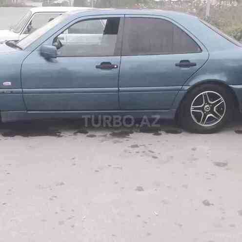 Mercedes C 200 1999, 350,000 km - 2.0 l - Zaqatala
