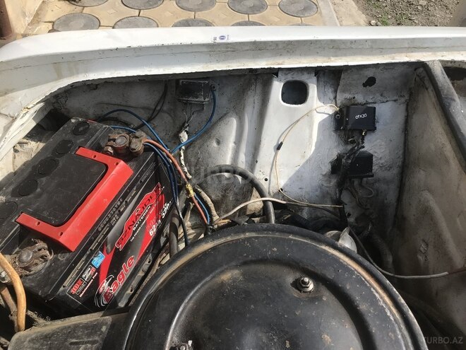 LADA (VAZ) 2106 1984, 100,000 km - 1.5 л - Salyan