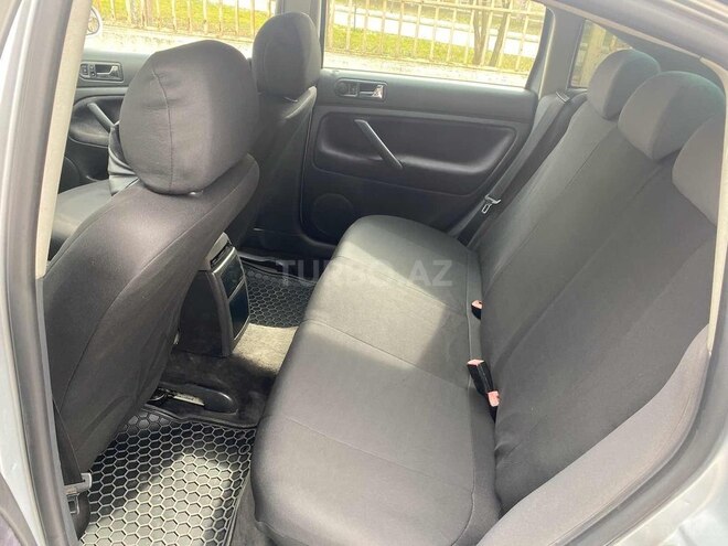 Volkswagen Passat 2004, 235,000 km - 1.8 l - Bakı