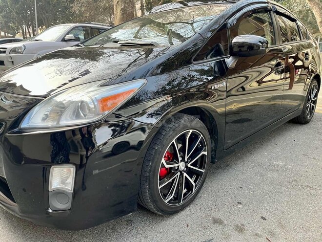 Toyota Prius 2010, 134,000 km - 1.8 л - Bakı
