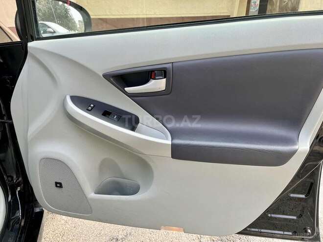 Toyota Prius 2010, 134,000 km - 1.8 л - Bakı