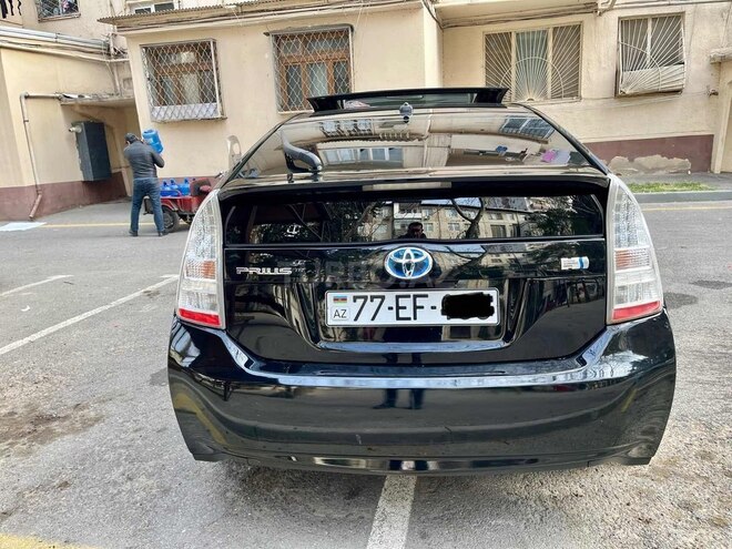 Toyota Prius 2010, 134,000 km - 1.8 л - Bakı