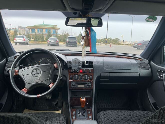 Mercedes C 240 1997, 370,000 km - 2.4 л - Sumqayıt
