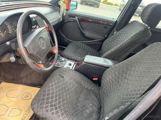Mercedes C 240 1997, 370,000 km - 2.4 л - Sumqayıt