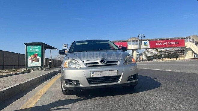 Toyota Corolla 2005, 324,000 km - 1.4 л - Bakı