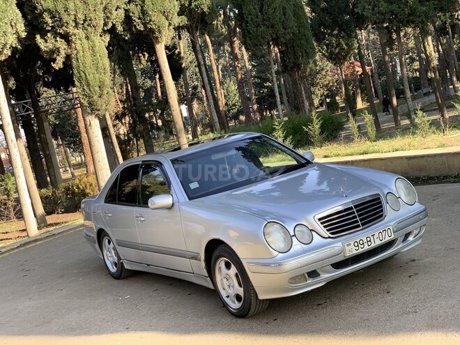 Mercedes E 280 2002, 330,000 km - 2.8 l - Tovuz