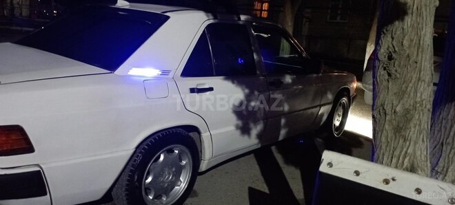 Mercedes 190 1993, 250,000 km - 2.0 l - Bakı