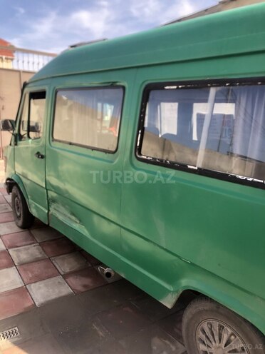 Mercedes 208 D 1993, 198,521 km - 2.3 л - Bakı