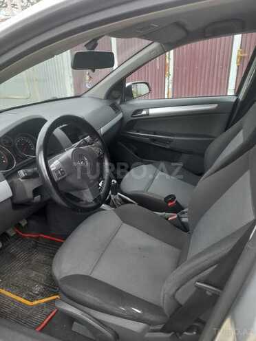 Opel Astra 2004, 170,658 km - 1.4 l - Füzuli