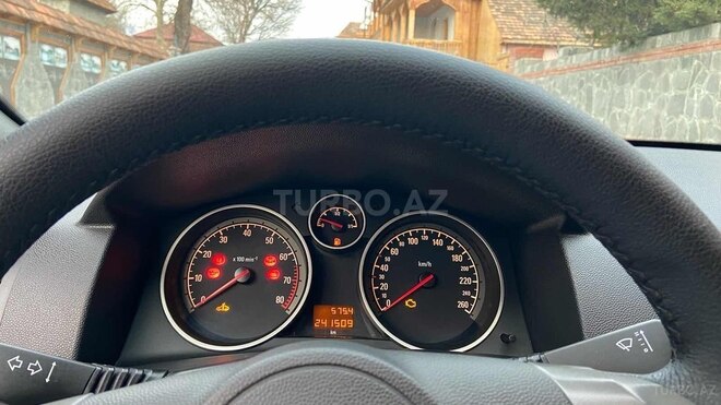 Opel Astra 2006, 241,509 km - 1.4 l - Qax