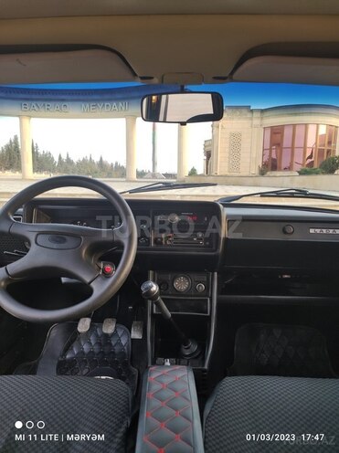 LADA (VAZ) 2107 2009, 217,000 km - 1.6 l - Salyan