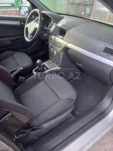 Opel Astra 2006, 200,000 km - 1.4 l - Gəncə