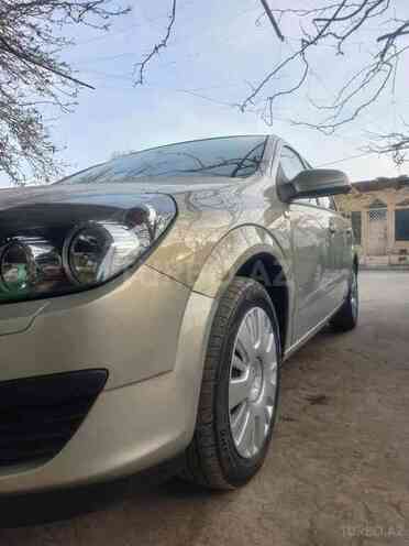 Opel Astra 2006, 200,000 km - 1.4 l - Gəncə