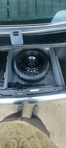 Mercedes E 240 1998, 256,777 km - 2.4 l - Masallı