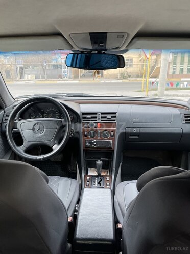 Mercedes C 200 1995, 320,000 km - 2.0 l - Sumqayıt