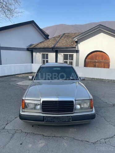 Mercedes E 200 1990, 450,000 km - 2.0 l - Şəki