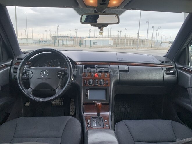 Mercedes E 230 1996, 390,000 km - 2.3 l - Bakı