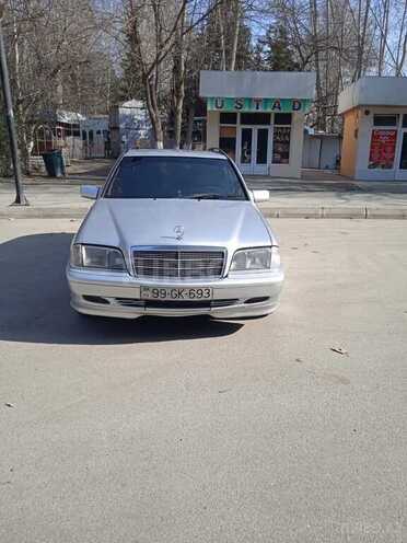 Mercedes E 220 2000, 370,000 km - 2.2 l - Bakı