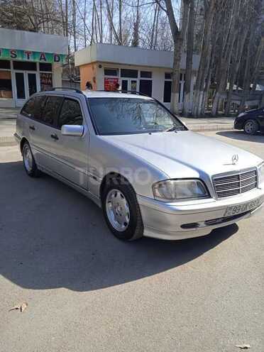 Mercedes E 220 2000, 370,000 km - 2.2 l - Bakı