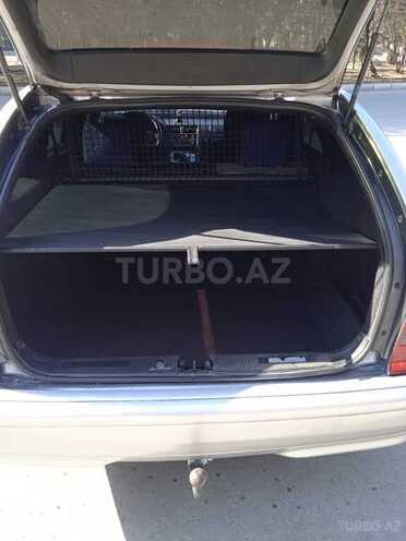 Mercedes E 220 2000, 370,000 km - 2.2 l - Bakı