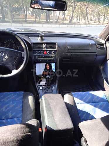 Mercedes E 220 2000, 370,000 km - 2.2 l - Bakı