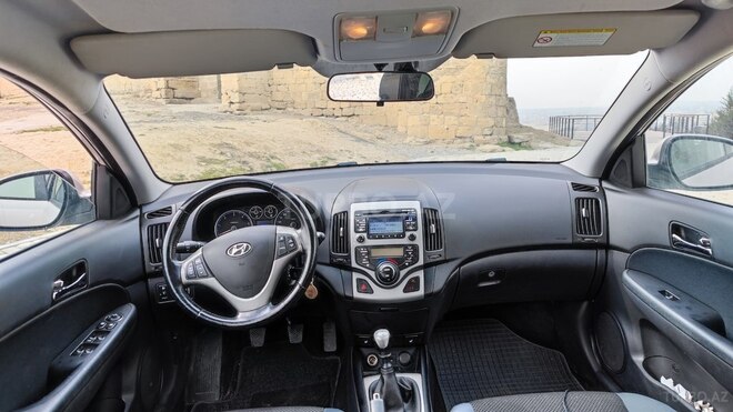 Hyundai i30 2010, 250,000 km - 1.6 l - Bakı
