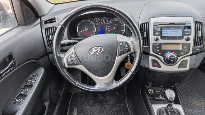 Hyundai i30 2010, 250,000 km - 1.6 l - Bakı