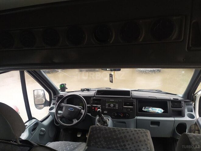 Ford Transit 2008, 600,000 km - 2.4 л - Qusar