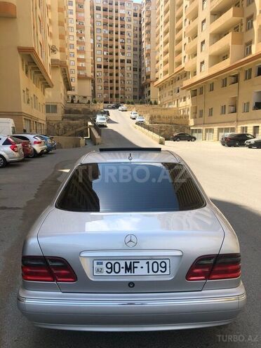 Mercedes E 280 2000, 32,000 km - 2.8 l - Bakı