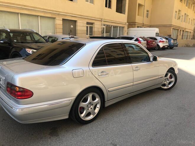 Mercedes E 280 2000, 32,000 km - 2.8 l - Bakı