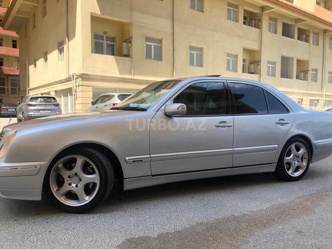 Mercedes E 280 2000, 32,000 km - 2.8 l - Bakı