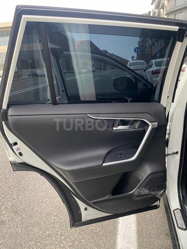 Toyota RAV4 2020, 39,834 km - 2.0 l - Bakı