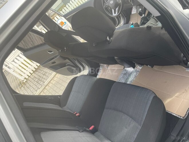 Kia Ceed 2009, 313,000 km - 1.6 л - Astara