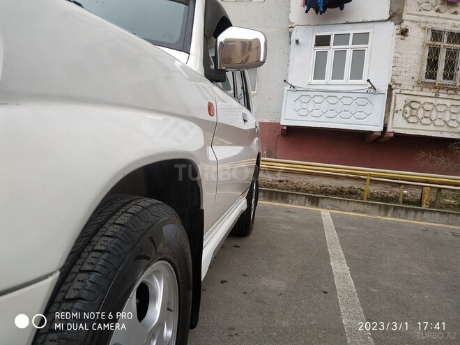 Mitsubishi Pajero io 2001, 275,000 km - 2.0 l - Sumqayıt