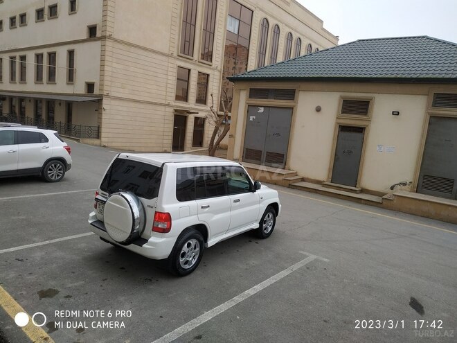 Mitsubishi Pajero io 2001, 275,000 km - 2.0 l - Sumqayıt