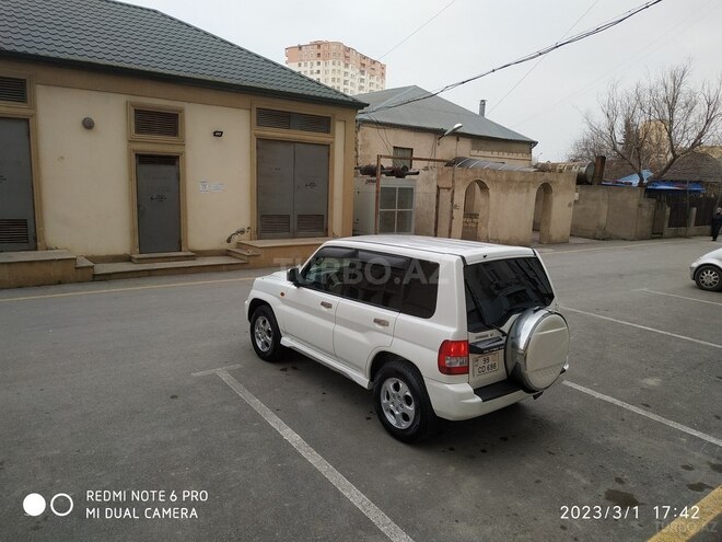 Mitsubishi Pajero io 2001, 275,000 km - 2.0 l - Sumqayıt
