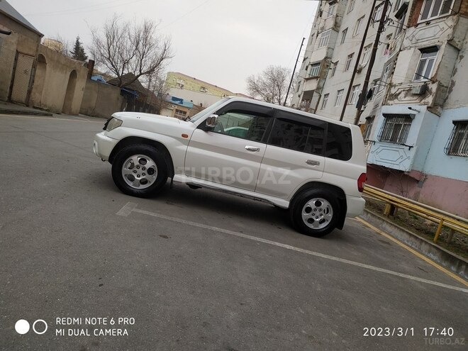 Mitsubishi Pajero io 2001, 275,000 km - 2.0 l - Sumqayıt