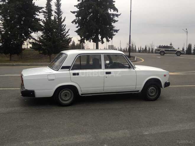 LADA (VAZ) 2107 2002, 257,000 km - 1.5 l - Qax