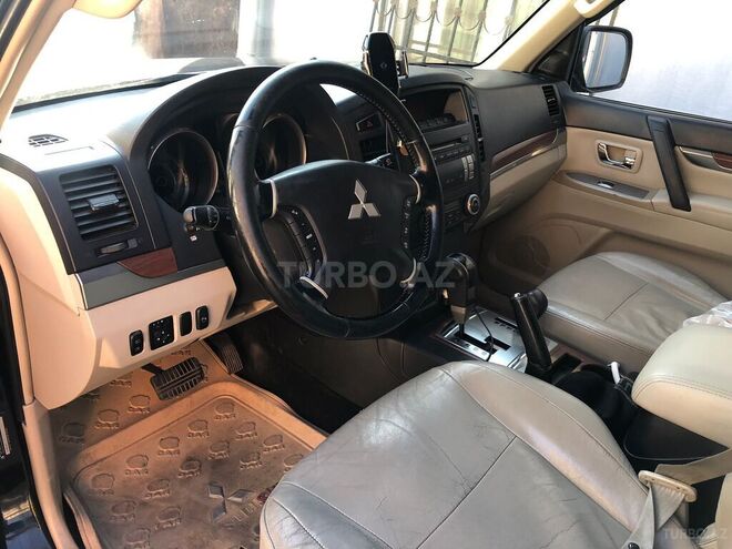 Mitsubishi Pajero 2007, 174,000 km - 3.0 l - Bakı