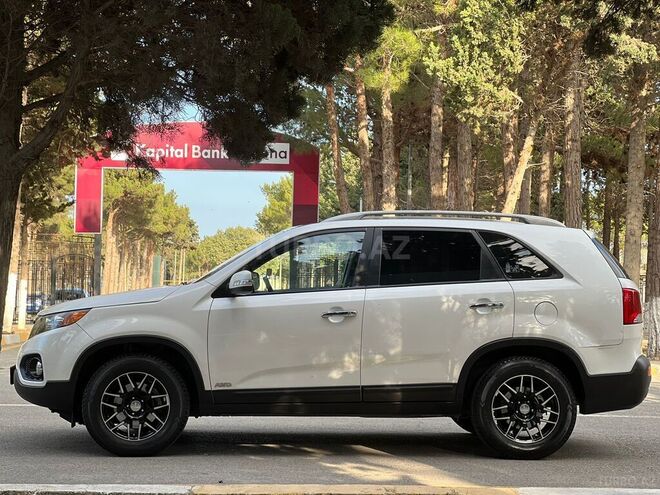 Kia Sorento 2011, 185,700 km - 2.4 l - Bakı
