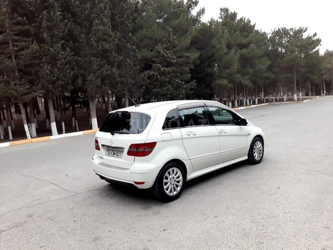 Mercedes B 170 2008, 215,000 km - 1.7 l - Sumqayıt
