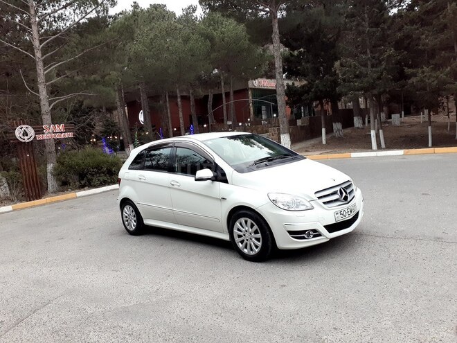 Mercedes B 170 2008, 215,000 km - 1.7 l - Sumqayıt