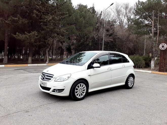 Mercedes B 170 2008, 215,000 km - 1.7 l - Sumqayıt